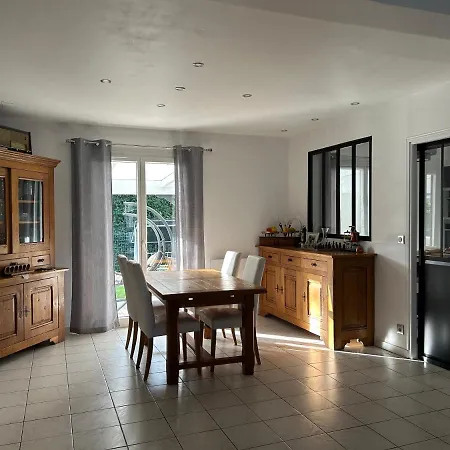 Les Chopinettes Villa Saint-Prix (Val d'Oise)